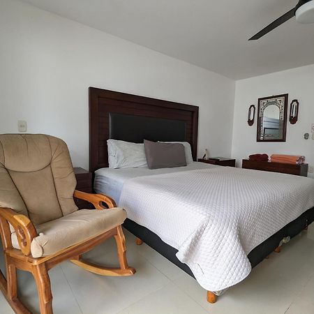 Villa Aurora Beautiful Beachfront Apartment Cancun Ngoại thất bức ảnh